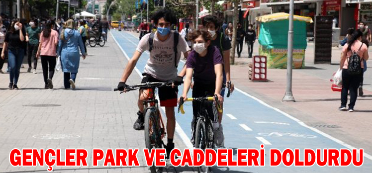 GENÇLER PARK VE CADDELERİ DOLDURDU