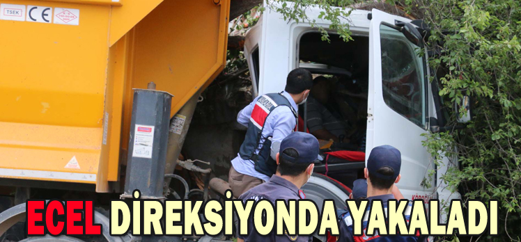 ECEL DİREKSİYONDA YAKALADI