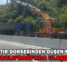 TIR DORSESİNDEN DÜŞEN MALZEMELER BOLU’DAĞI’NDA ULAŞIMI AKSATTI